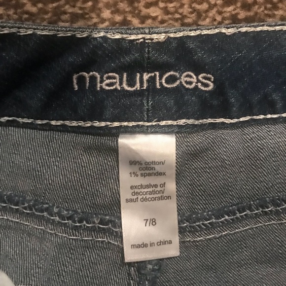 Maurice’s denim shorts - Picture 3 of 3